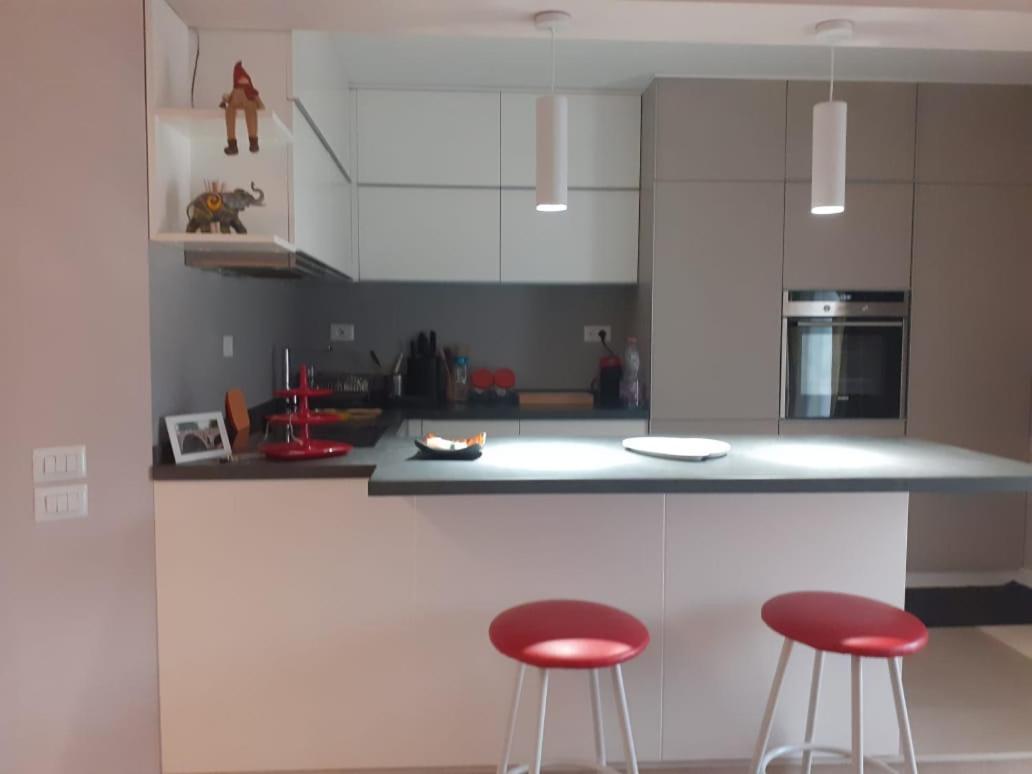Lake View Apartment Tirana Exterior photo
